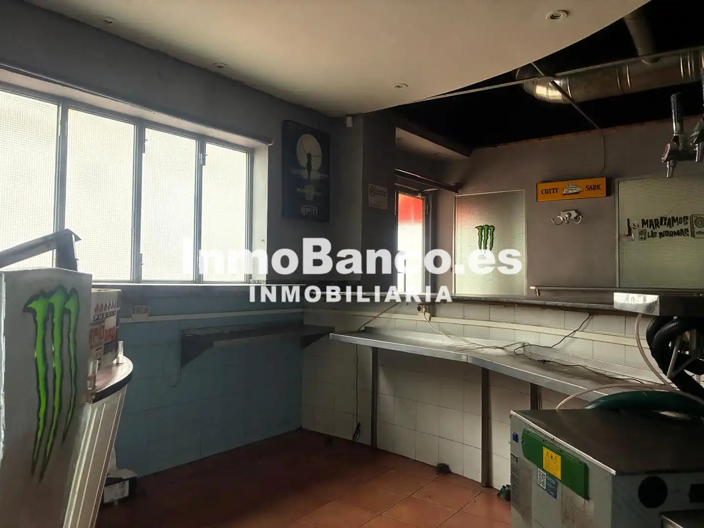 Commercial properties for sale in La Pobla Llarga  with Terrace