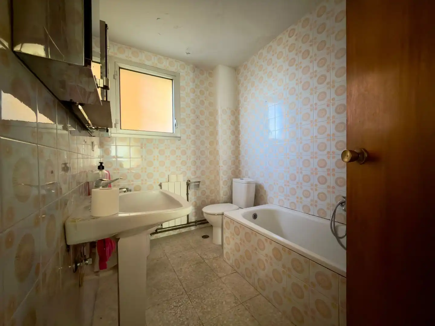 Baño de Piso en venta en Talavera de la Reina con Calefacción, Terraza y Trastero