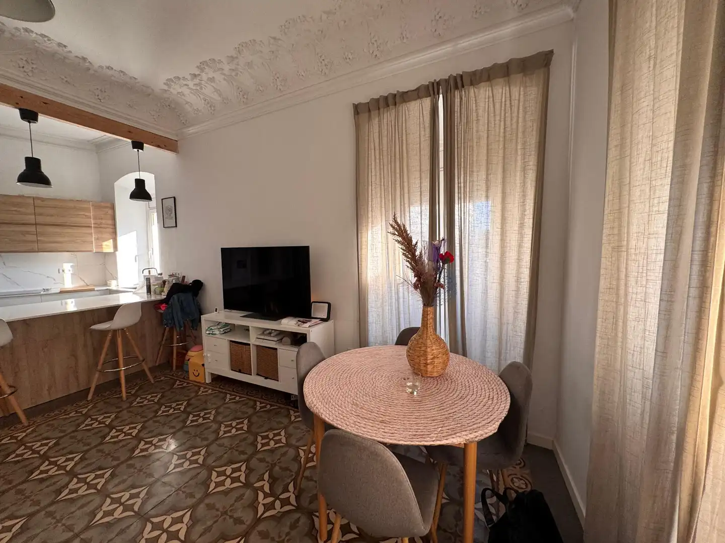 Living room of Flat for sale in Cubelles  with Air Conditioner and Balcony