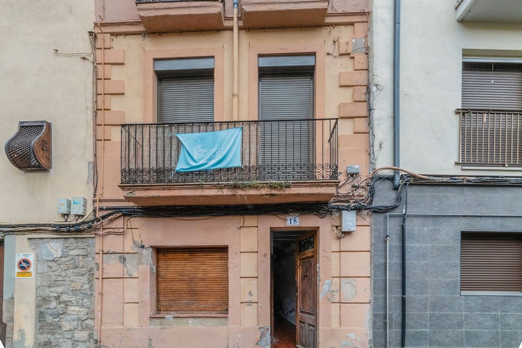 Vista exterior de Pis en venda en Sallent