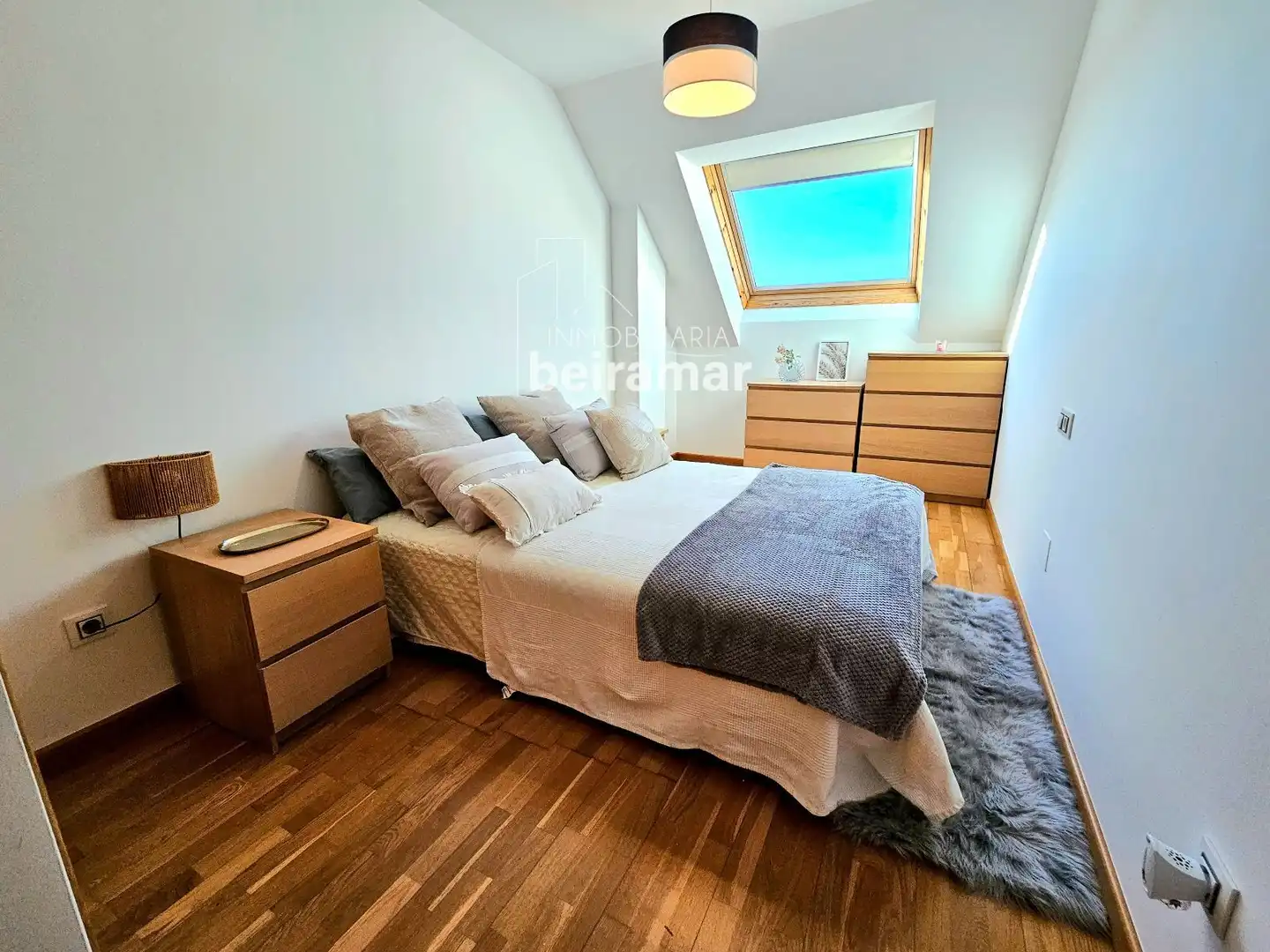 Schlafzimmer von Dachboden zum Verkauf in Palmeira