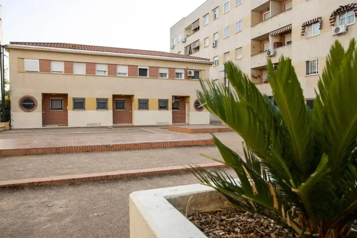 Vista exterior de Piso en venta en Granada