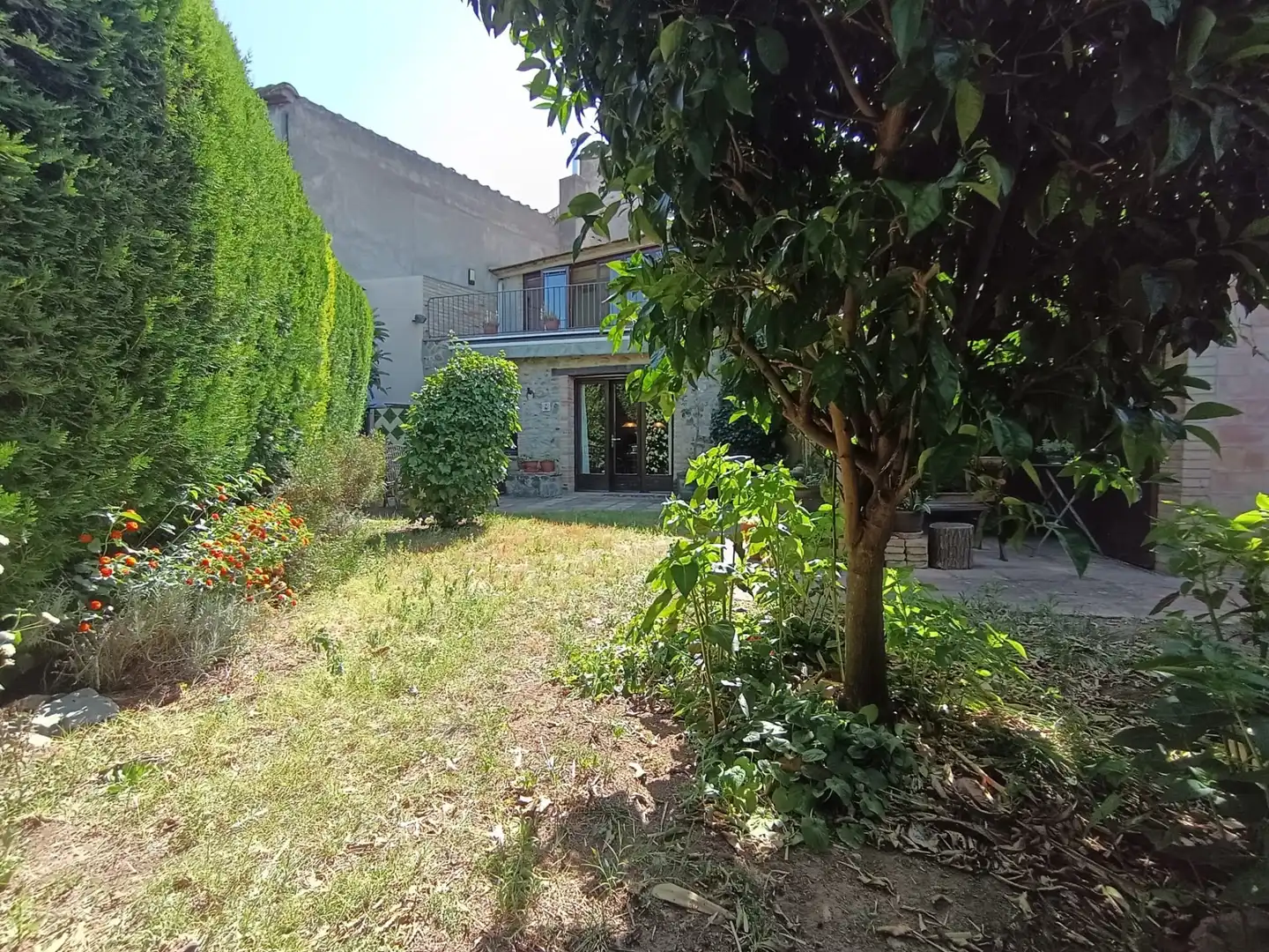 Jardín de Casa adosada en venta en Vilablareix con Calefacción, Terraza y Balcón