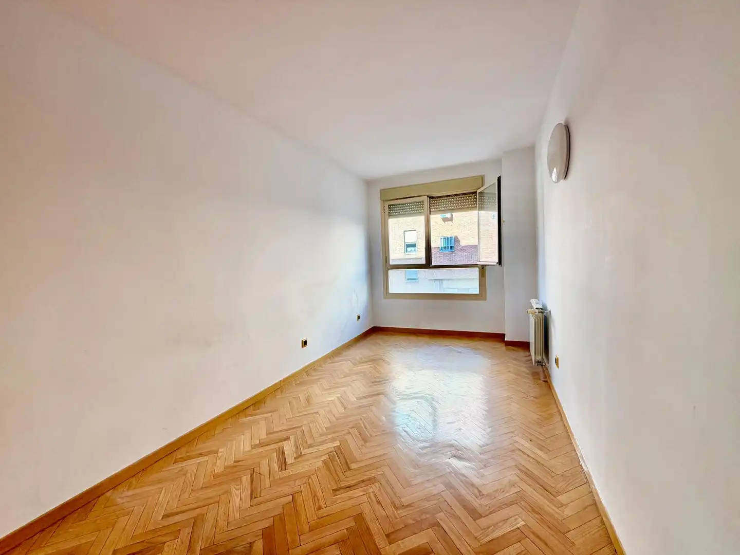 Habitación de Piso en venta en Madrid con Aire acondicionado, Calefacción y Trastero