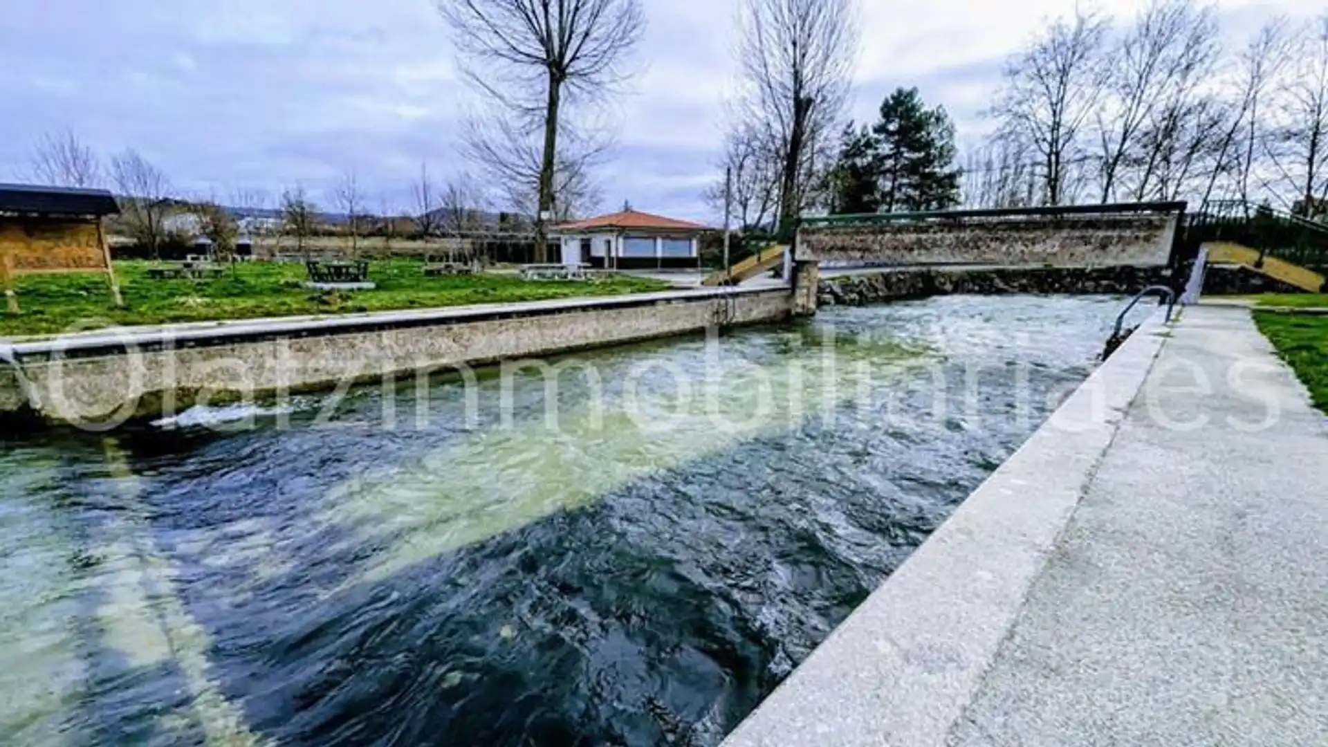 Vista exterior de Casa o chalet en venta en Valdegovia / Gaubea