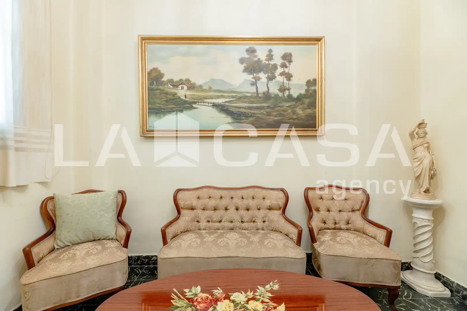 Sala d'estar de Pis en venda en Valencia amb Balcó