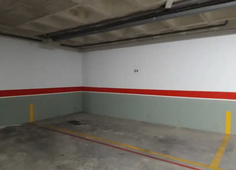 Garage for sale in JUANA JUGAN, Puente Tocinos