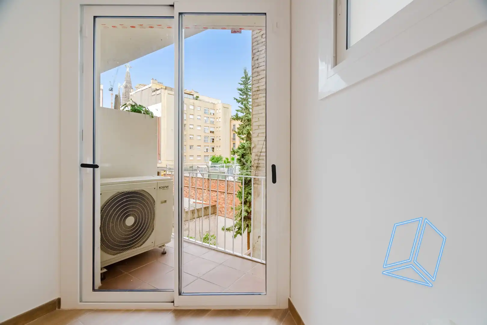 Wohnung mit Terrasse zum Verkauf in Carrer de València, imagen 7
