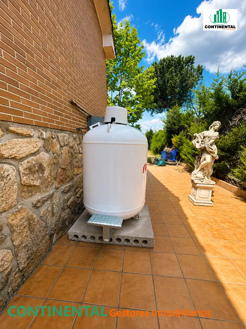 Jardí de Casa o xalet en venda en Galapagar amb Calefacció, Jardí privat i Terrassa