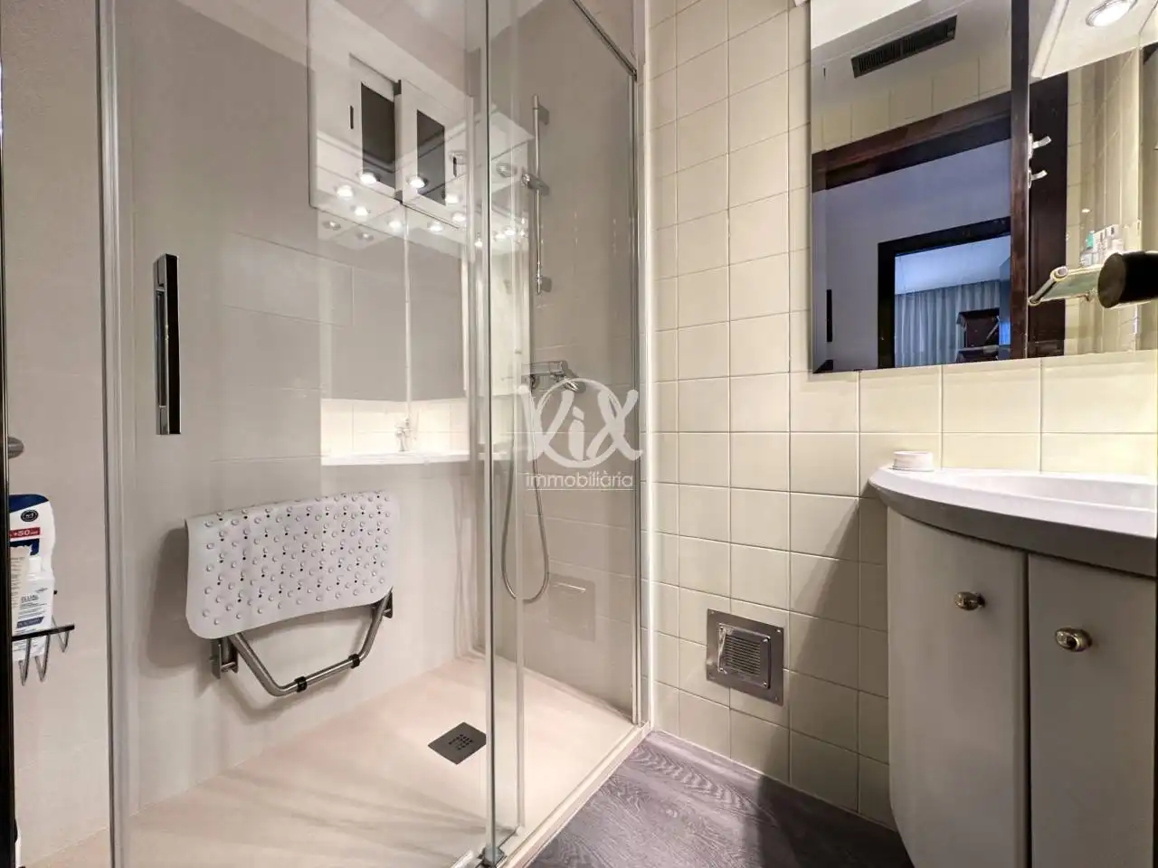 Baño de Piso en venta en Mataró con Aire acondicionado, Calefacción y Terraza