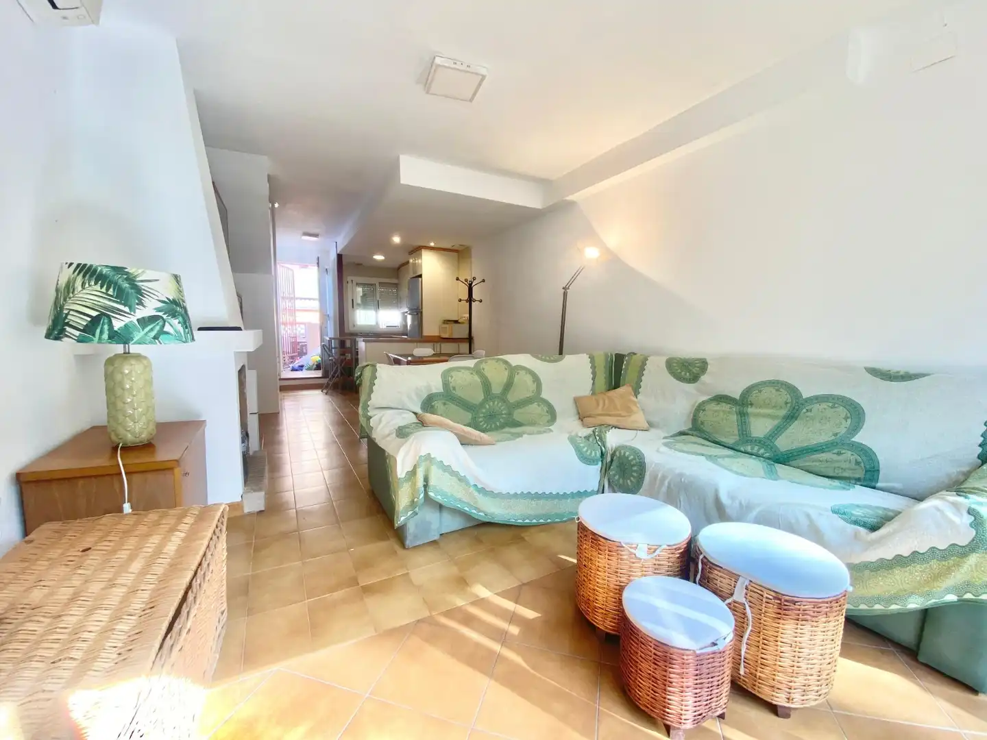 Sala de estar de Casa o chalet de alquiler en Benidorm con Aire acondicionado, Terraza y Piscina