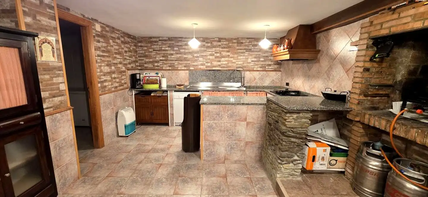 Kitchen of Houses for sale in Valdés - Luarca  with Heating, Private garden and Parquet flooring