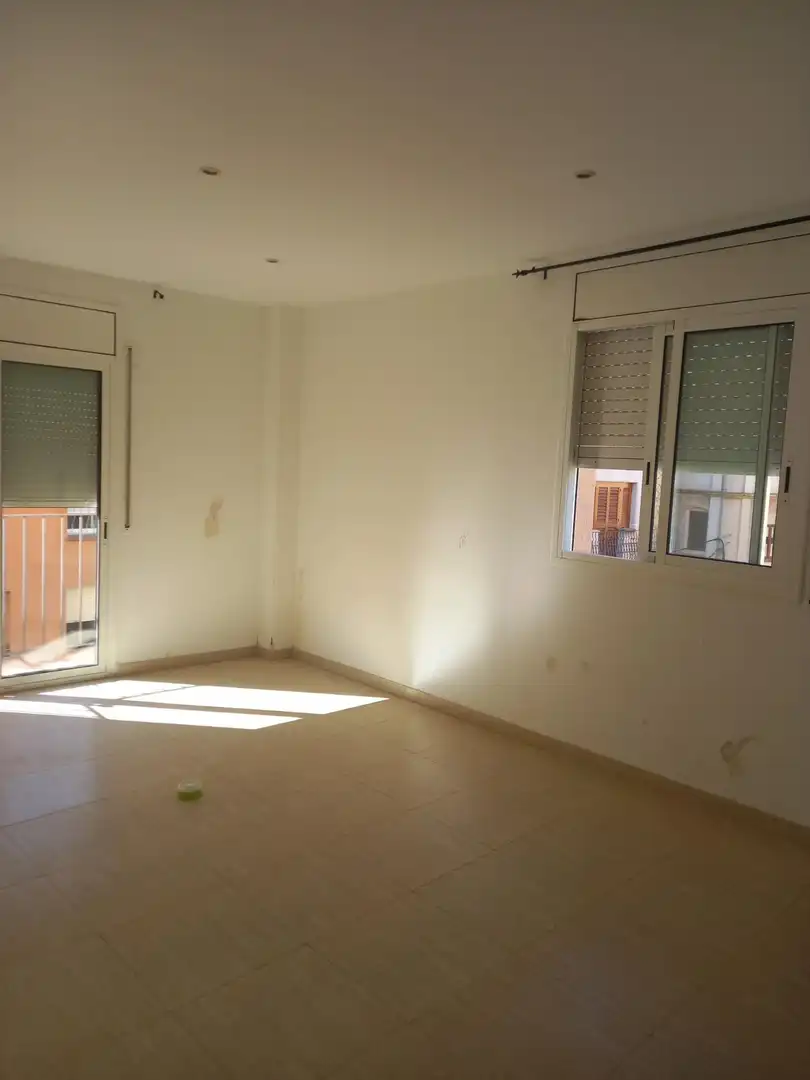 Habitación de Piso en venta en Miravet