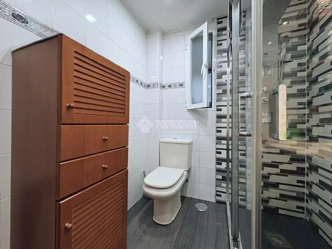 Badezimmer von Wohnung zum Verkauf in Pinto