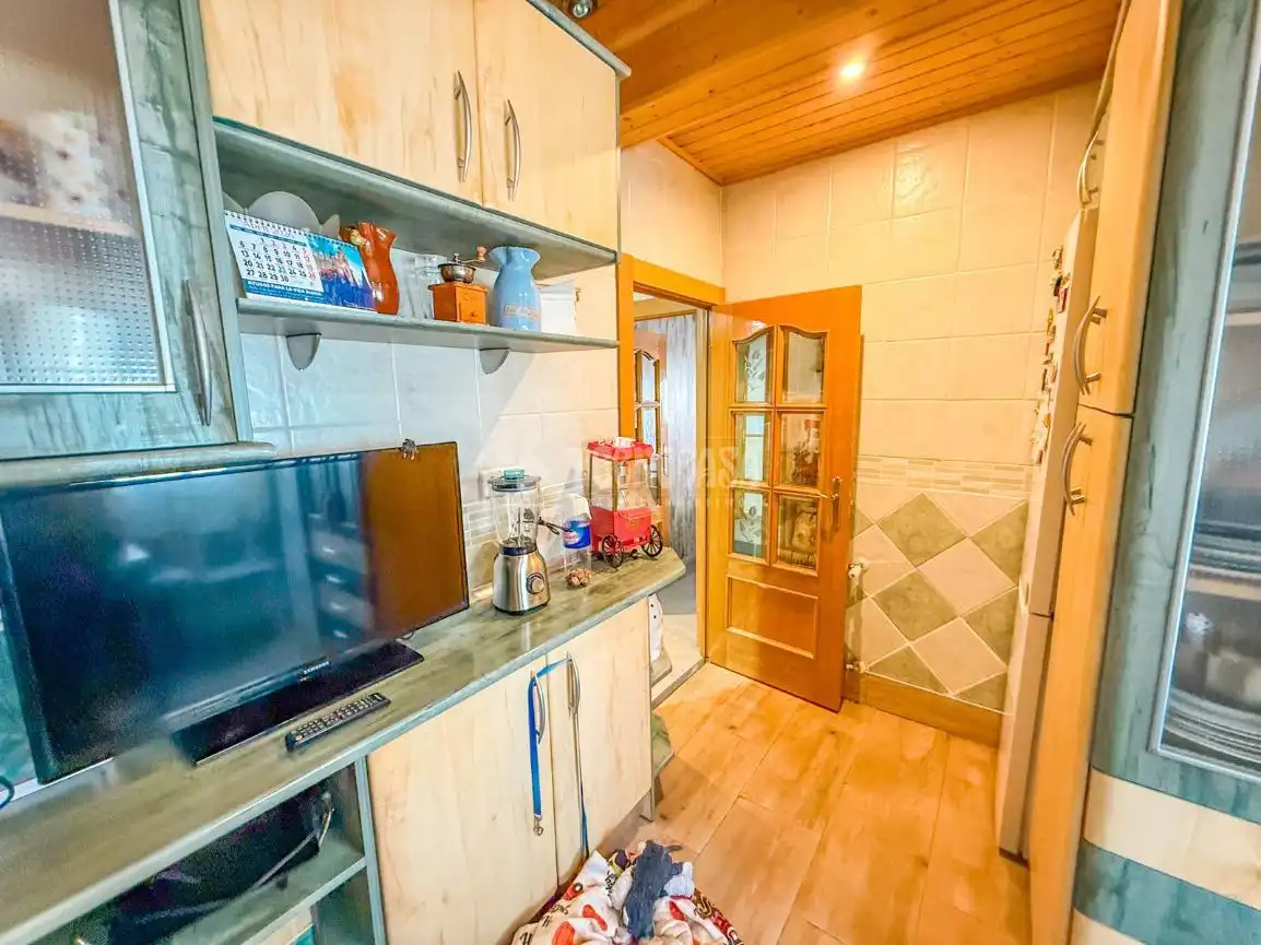Kitchen of Flat for sale in Parla  with Air Conditioner, Heating and Terrace
