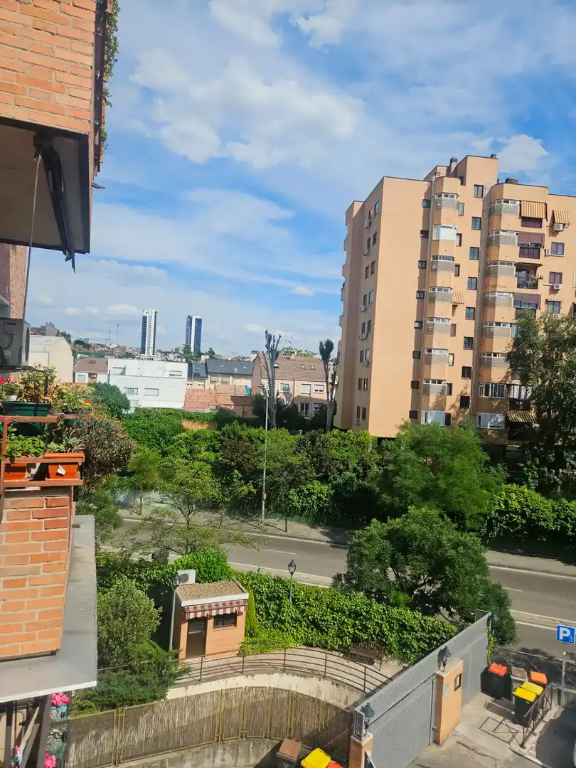 Vista exterior de Pis de lloguer en Madrid amb Aire condicionat, Calefacció i Terrassa