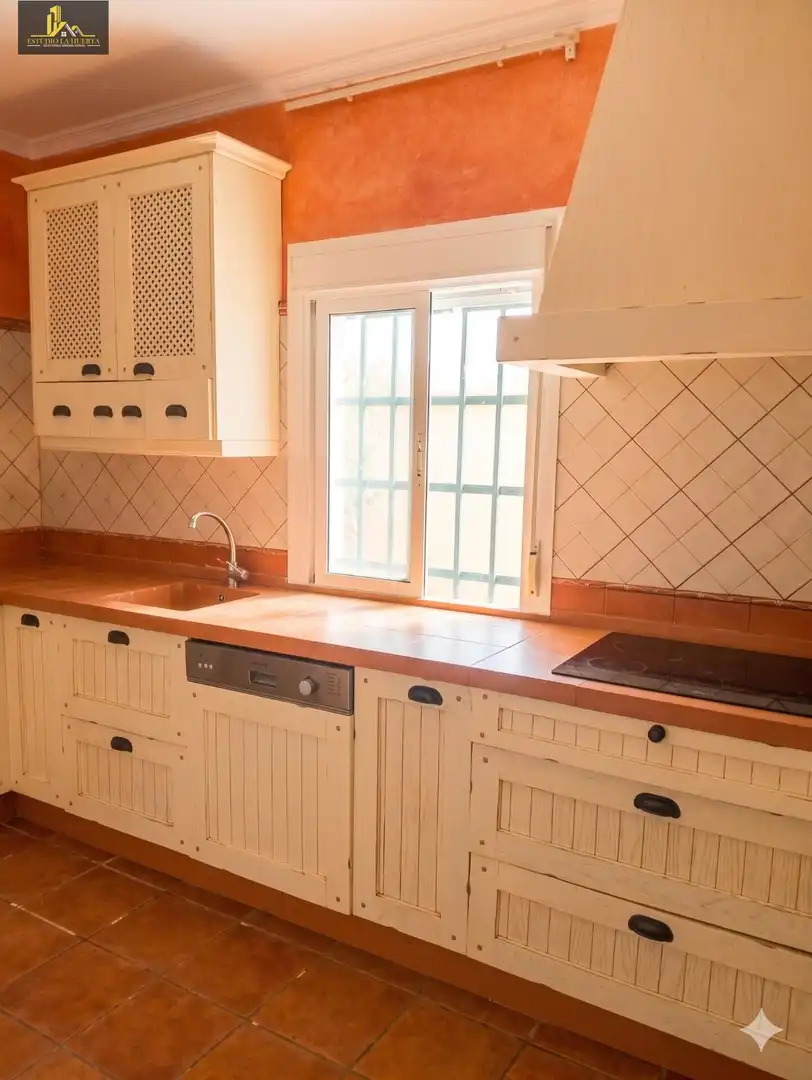 Küche von Residential zum Verkauf in Jerez de la Frontera