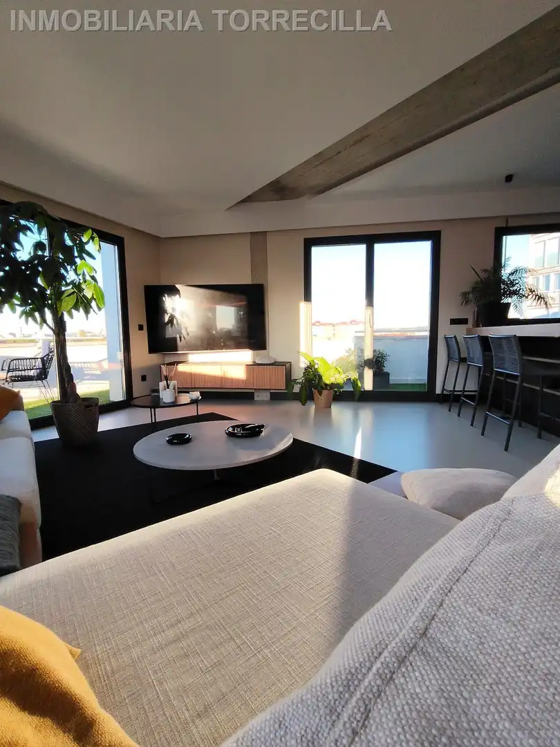 Ático con ascensor en venta en Campo Grande, imagen 3