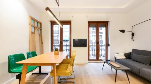 Foto 2 de Piso de alquiler en De Bustamante, Delicias, Madrid