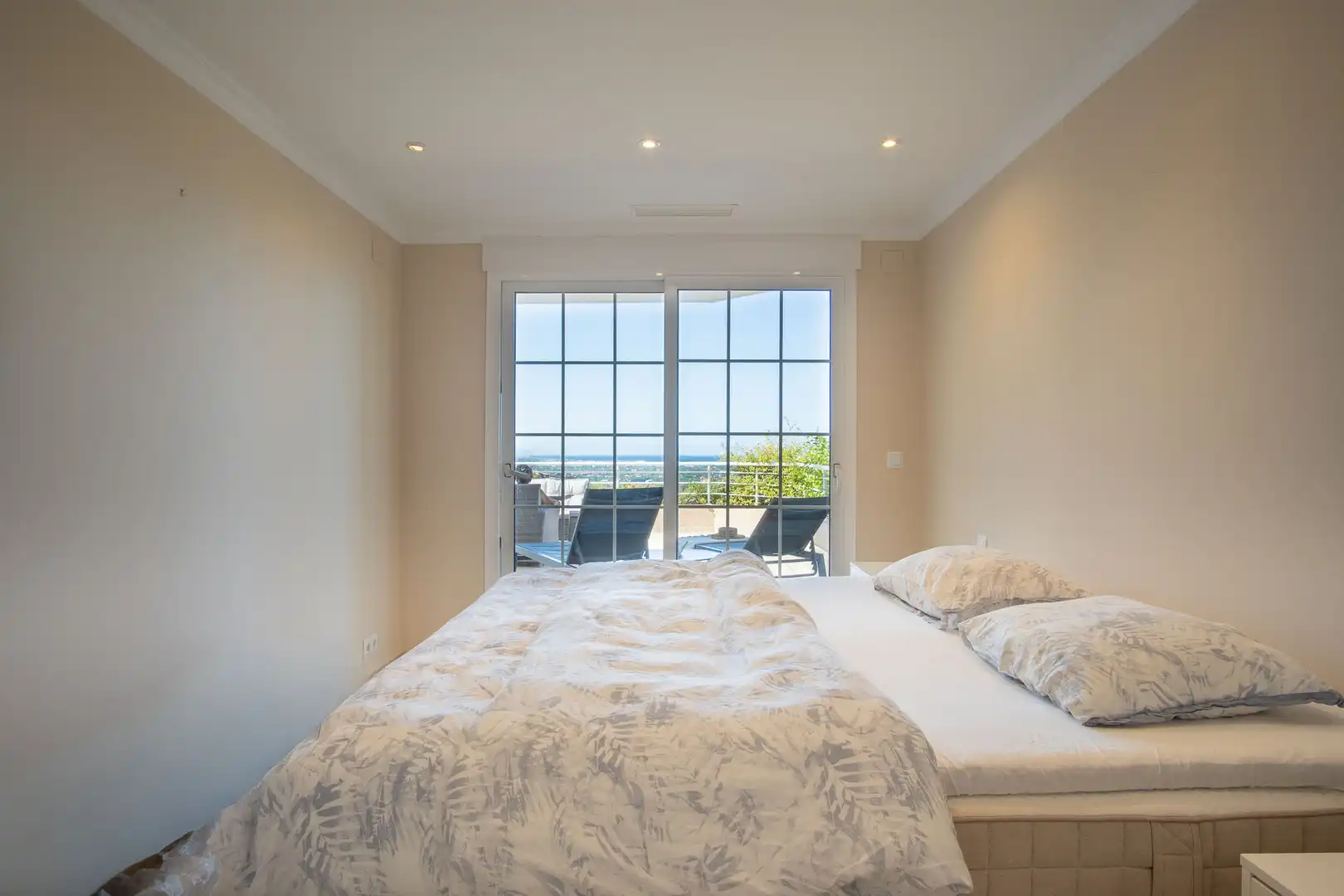 Dormitori de Apartament en venda en Pedreguer amb Terrassa i Jacuzzi