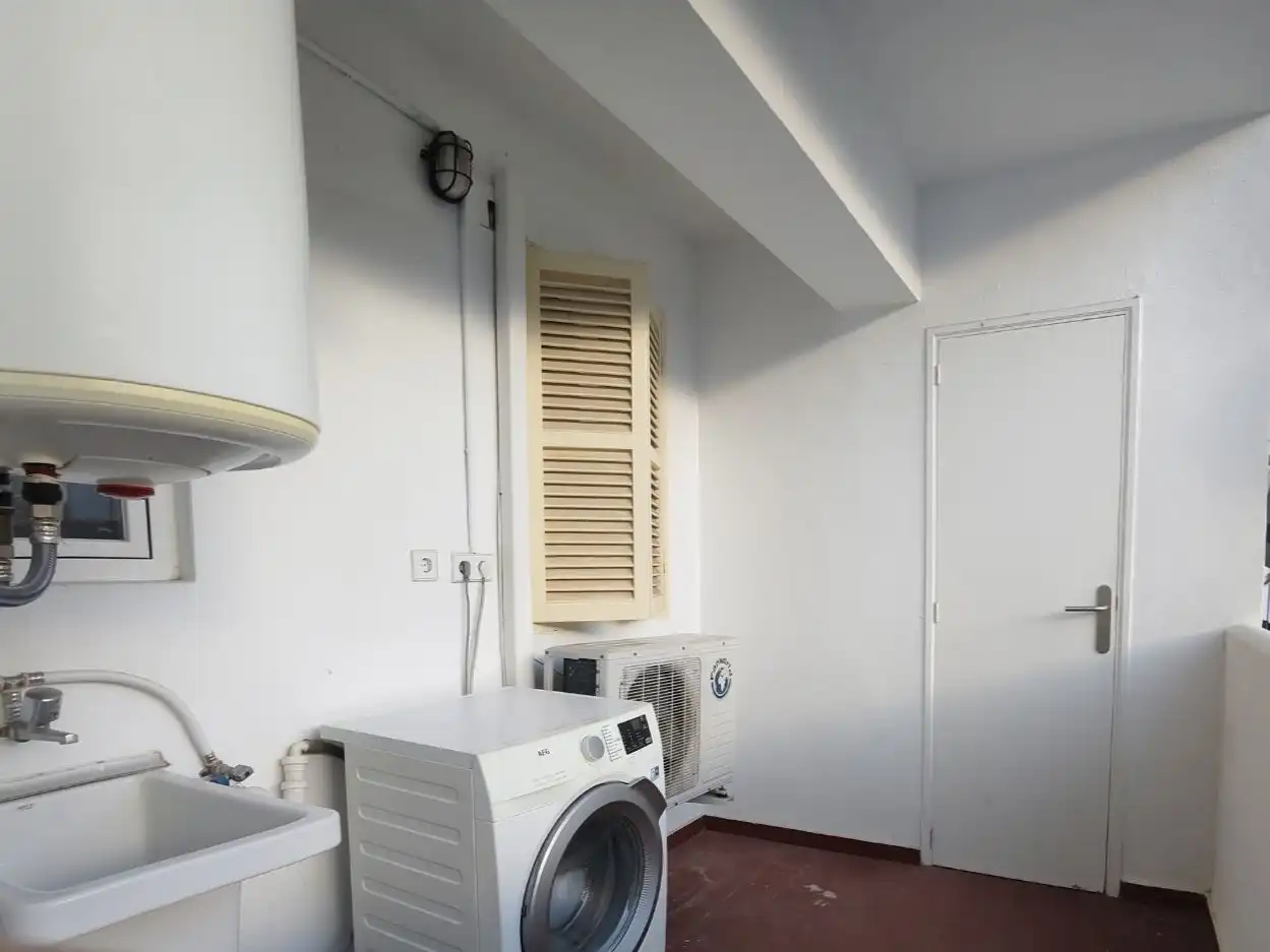 Flat for rent in  Palma de Mallorca  with Air Conditioner, Terrace and Balcony