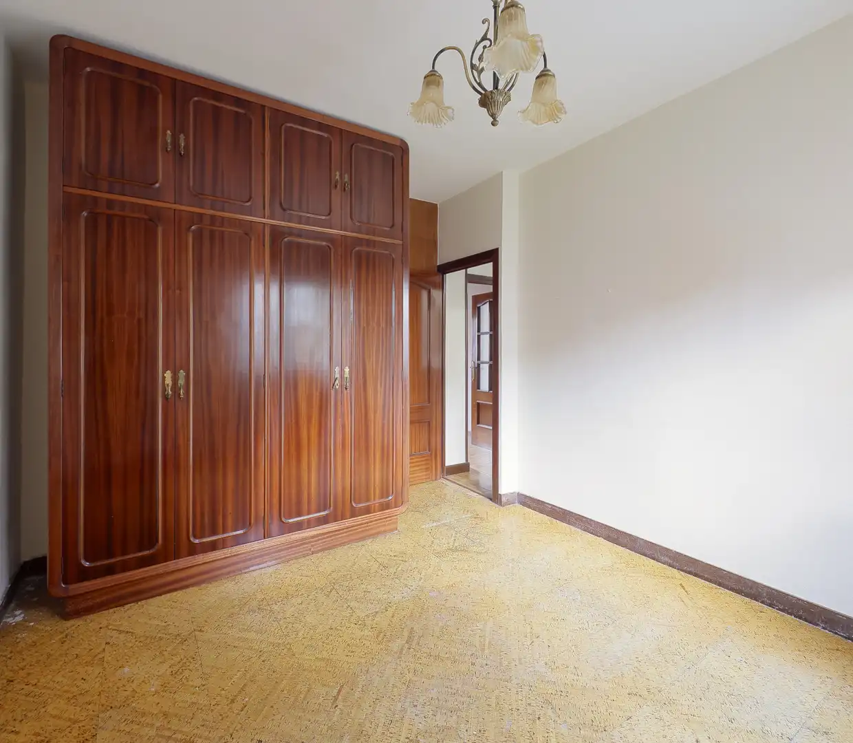 Habitación de Piso en venta en Gijón 