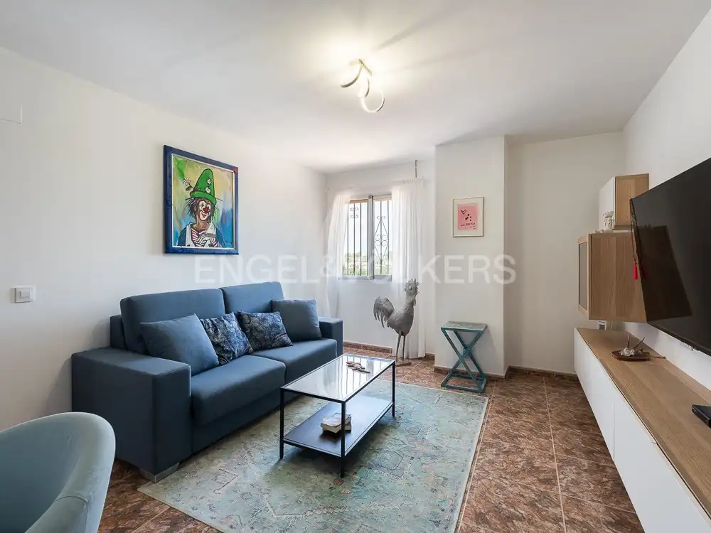 Sala d'estar de Casa o xalet en venda en Alberic amb Aire condicionat, Calefacció i Jardí privat