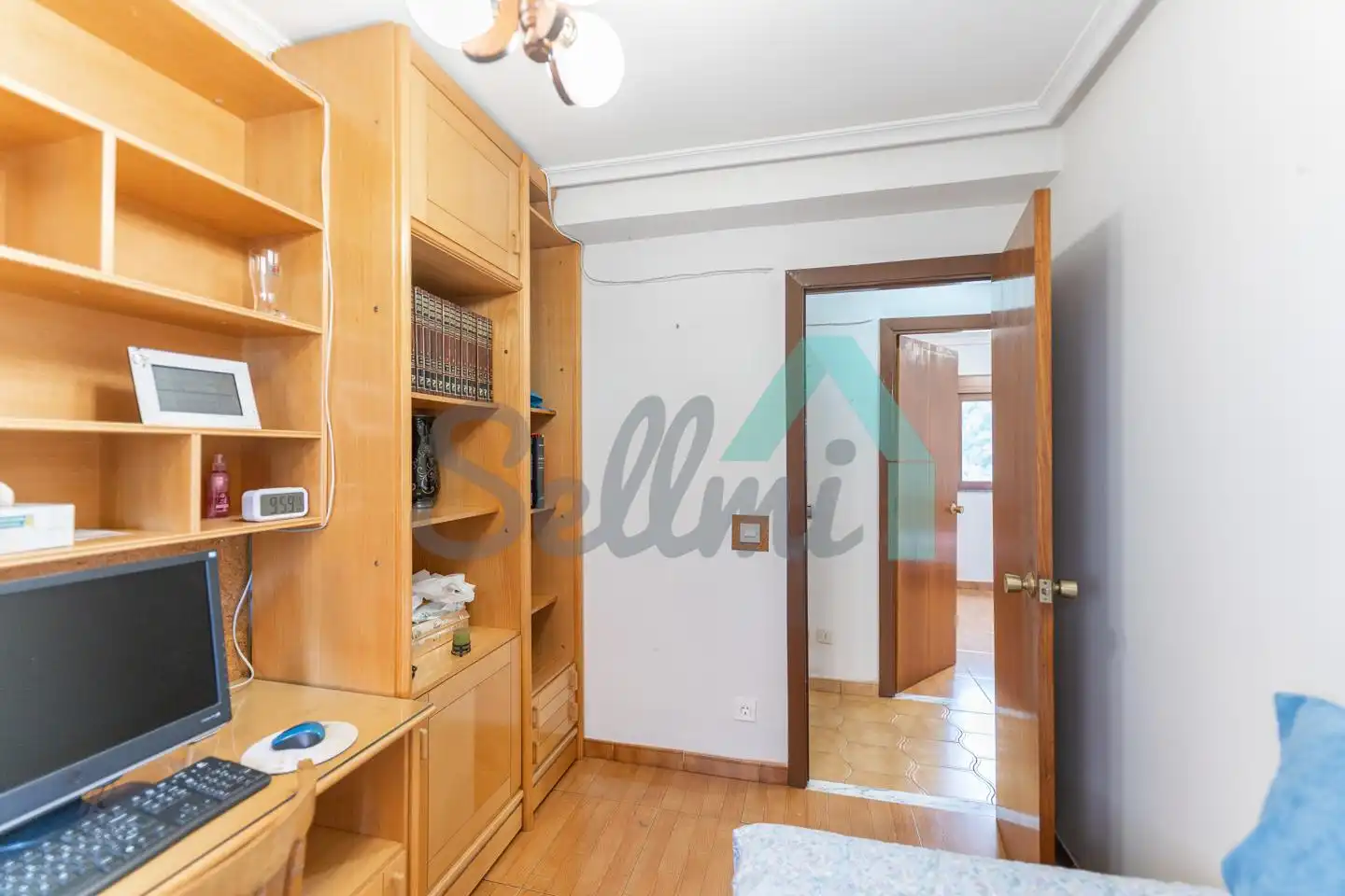 Habitación de Piso de alquiler en Aller con Calefacción, Trastero y Amueblado