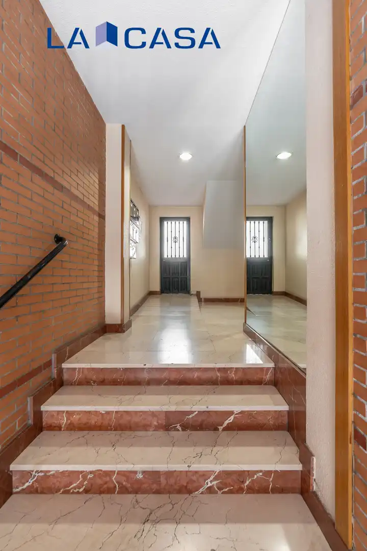 Flat for sale in Madrid  with Heating and Balcony
