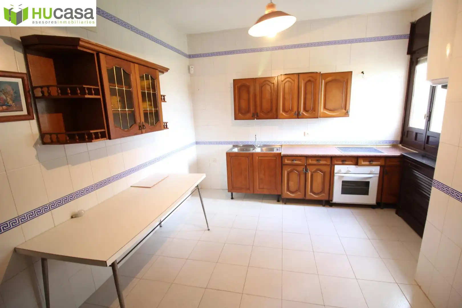 Küche von Haus oder Chalet zum Verkauf in Olías del Rey mit Heizung, Privatgarten und Terrasse