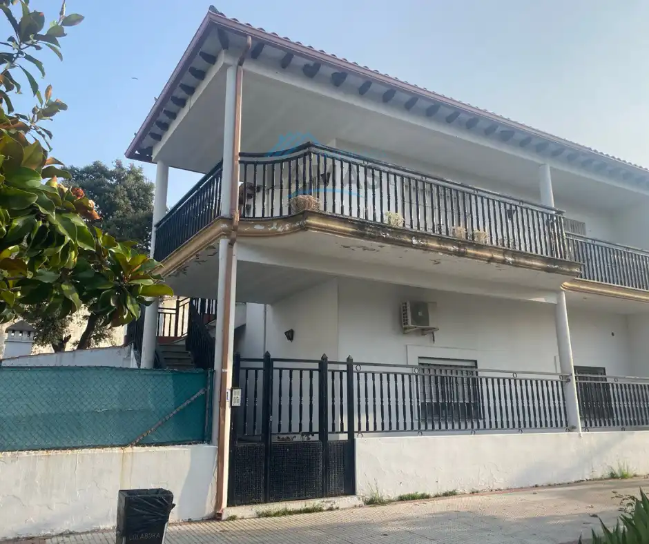 Vista exterior de Casa o chalet en venta en Talayuela con Calefacción y Terraza