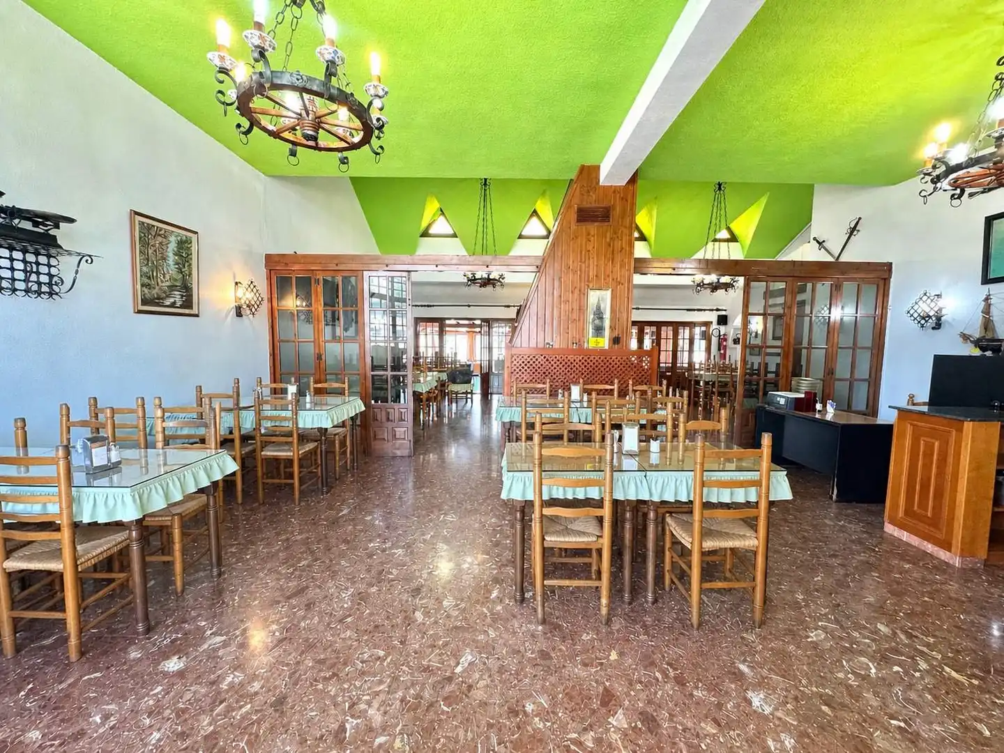 Local en venta en Urbanizaciones