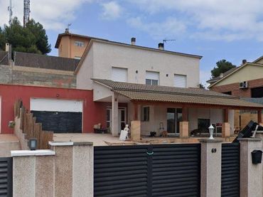 House with garden for sale in Lliçà d'Amunt
