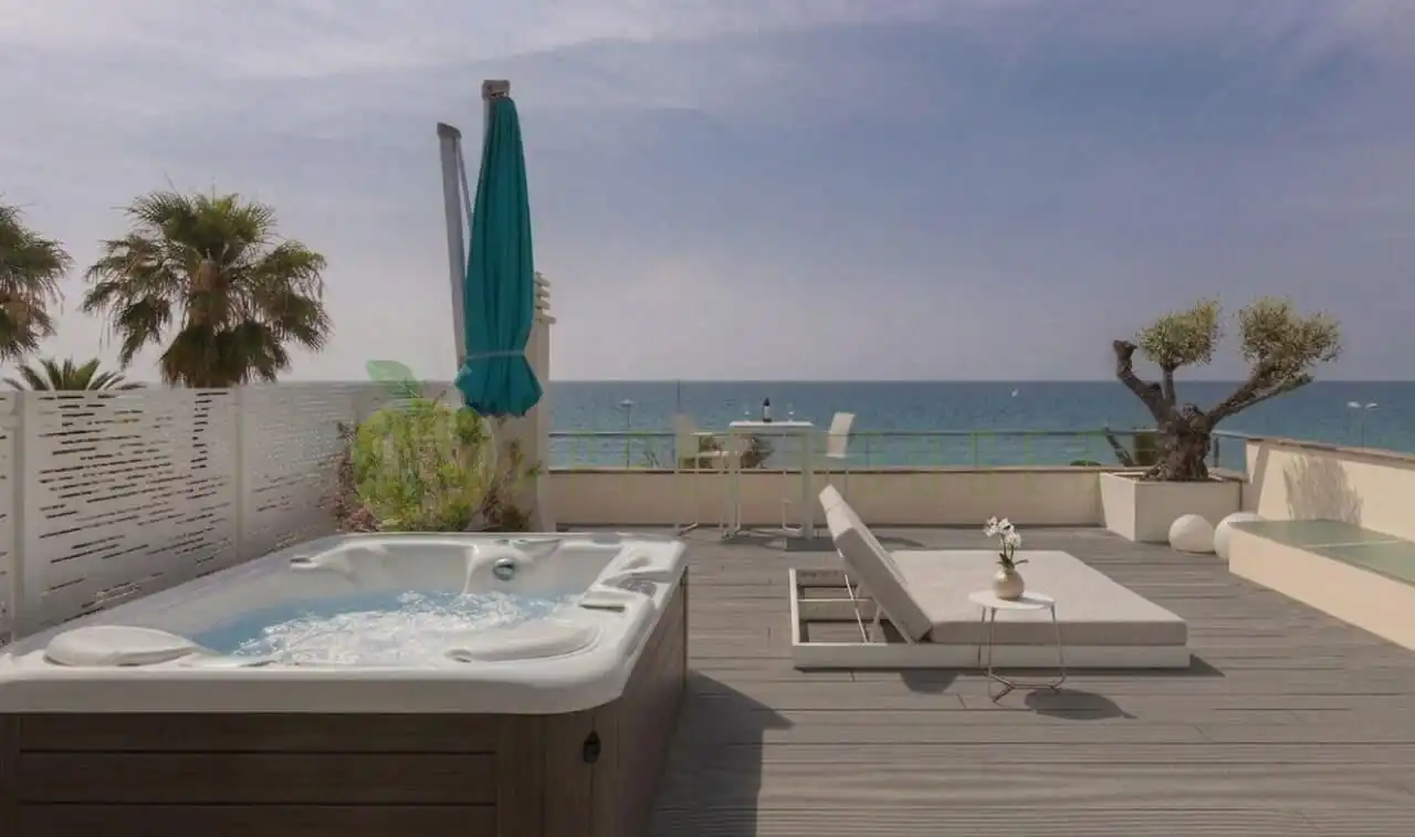 Terraza de Ático en venta en Sitges con Aire acondicionado, Calefacción y Terraza