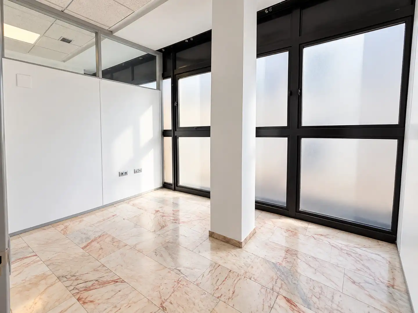 Office for rent in Centro