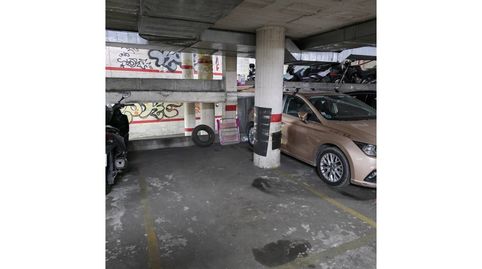 Photo 3 of Garage for sale in Calle Segimon, El Carmel, Barcelona Capital