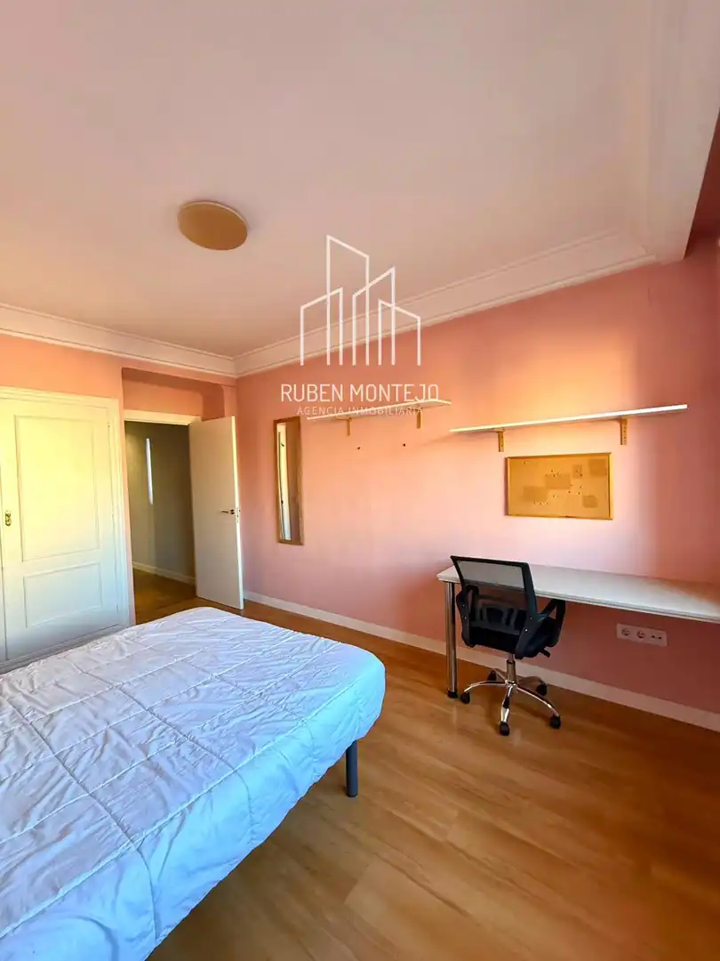 Habitación de Piso de alquiler en Salamanca con Calefacción, Parquet y Terraza
