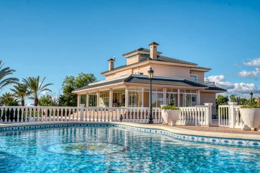 Swimming pool of House or chalet for sale in Elche / Elx  with Air Conditioner, Private garden and Terrace