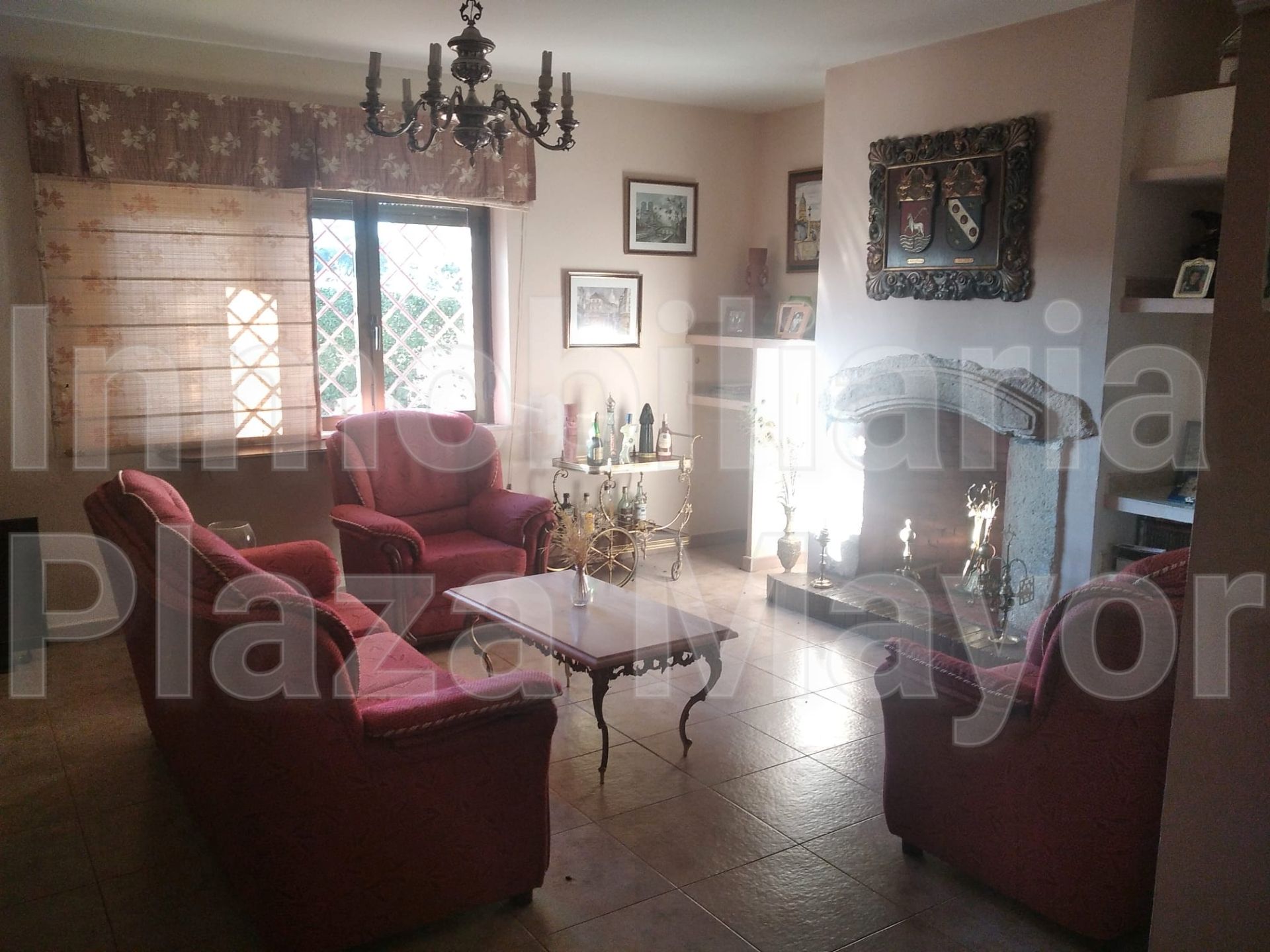 Sala d'estar de Casa o xalet en venda en Morille amb Jardí privat, Terrassa i Moblat