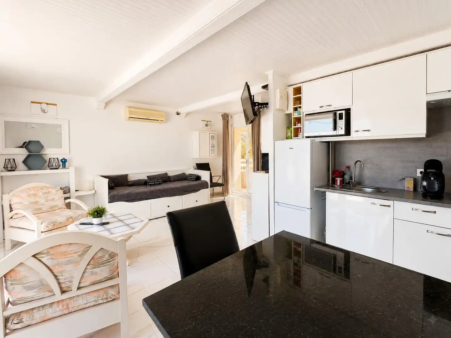 Kitchen of Attic for sale in Empuriabrava  with Air Conditioner, Heating and Terrace