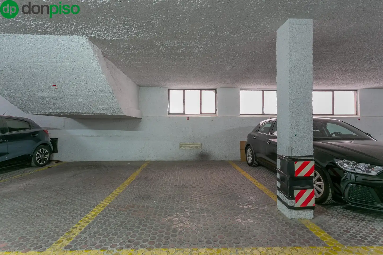 Parking de Trastero en venta en Granada