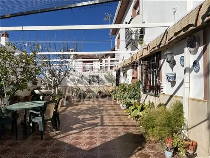 Terraced house for sale in Moclín