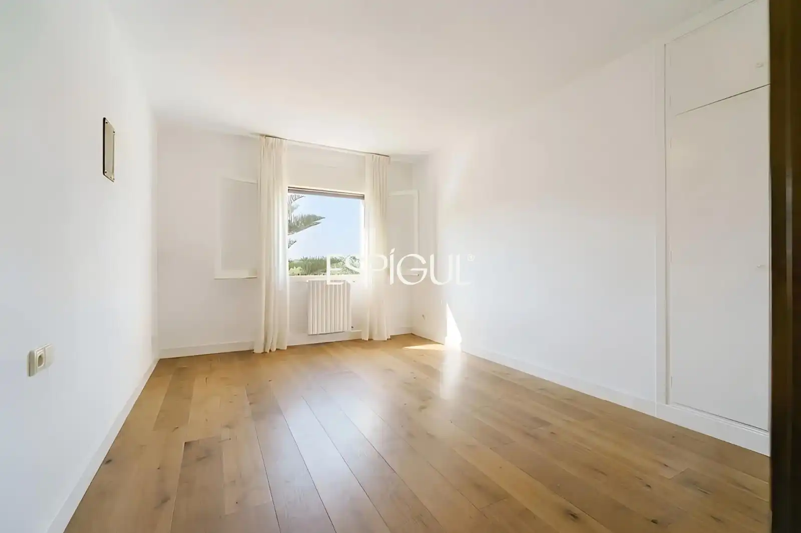 Casa amb terrassa en venda a Comtal, imagen 41