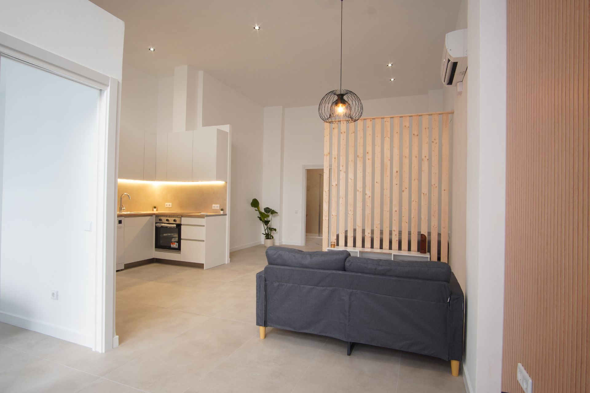 Living room of Premises for sale in  Barcelona Capital  with Air Conditioner, Heating and Parquet flooring