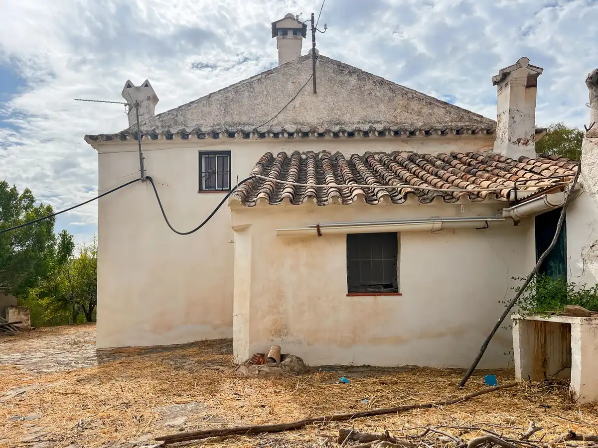 Außenansicht von Country house zum Verkauf in Málaga mit Abstellraum