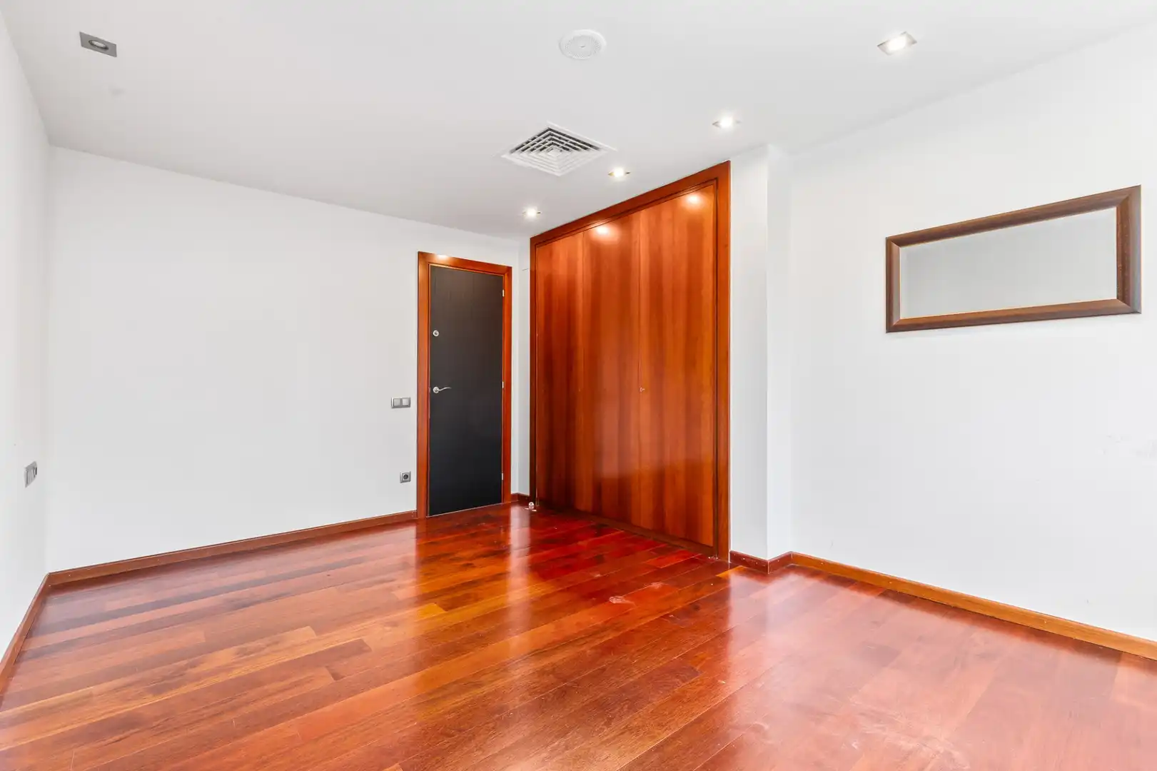 Casa o xalet en venda en Esplugues de Llobregat amb Aire condicionat, Calefacció i Terrassa