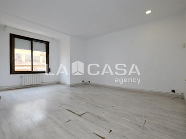 Wohnung zum Verkauf in Carrer de l'Escultor Llimona