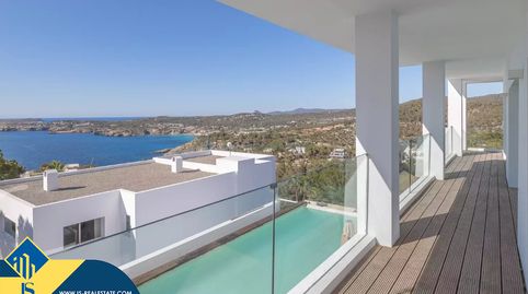 Villa con piscina, Islas Baleares, Ibiza. 4 habitaciones | 400 m² | 2 kilómetros al mar