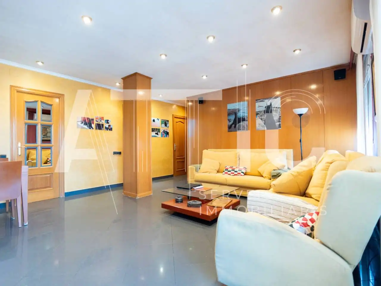Sala d'estar de Pis en venda en Sabadell amb Aire condicionat i Balcó