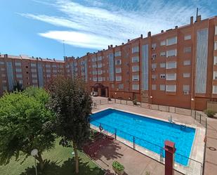 Swimming pool of Flat to rent in Alcorcón  with Air Conditioner, Heating and Storage room
